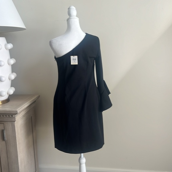 Women’s Trina Turk black dress size 2 NWT - Picture 3 of 9